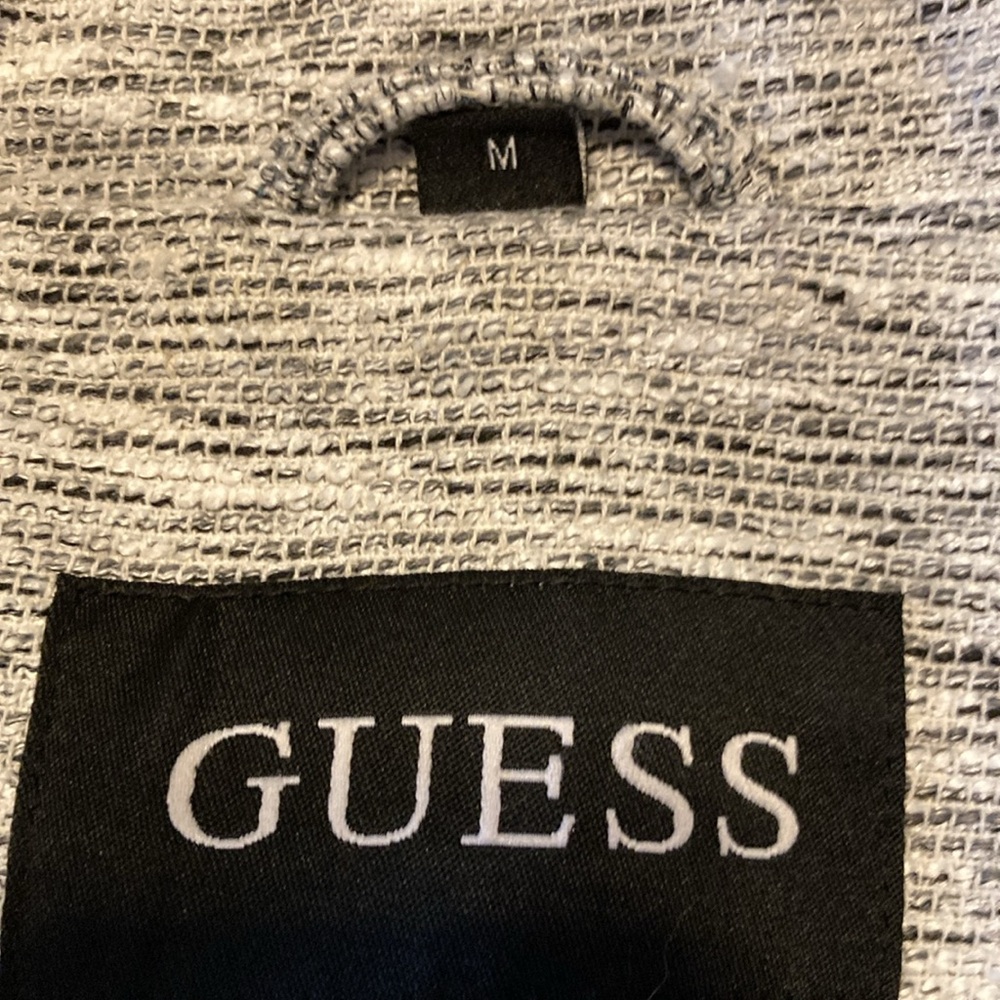 GUESS Double Breasted Trench Coat with removable belt - Picture 2 of 10